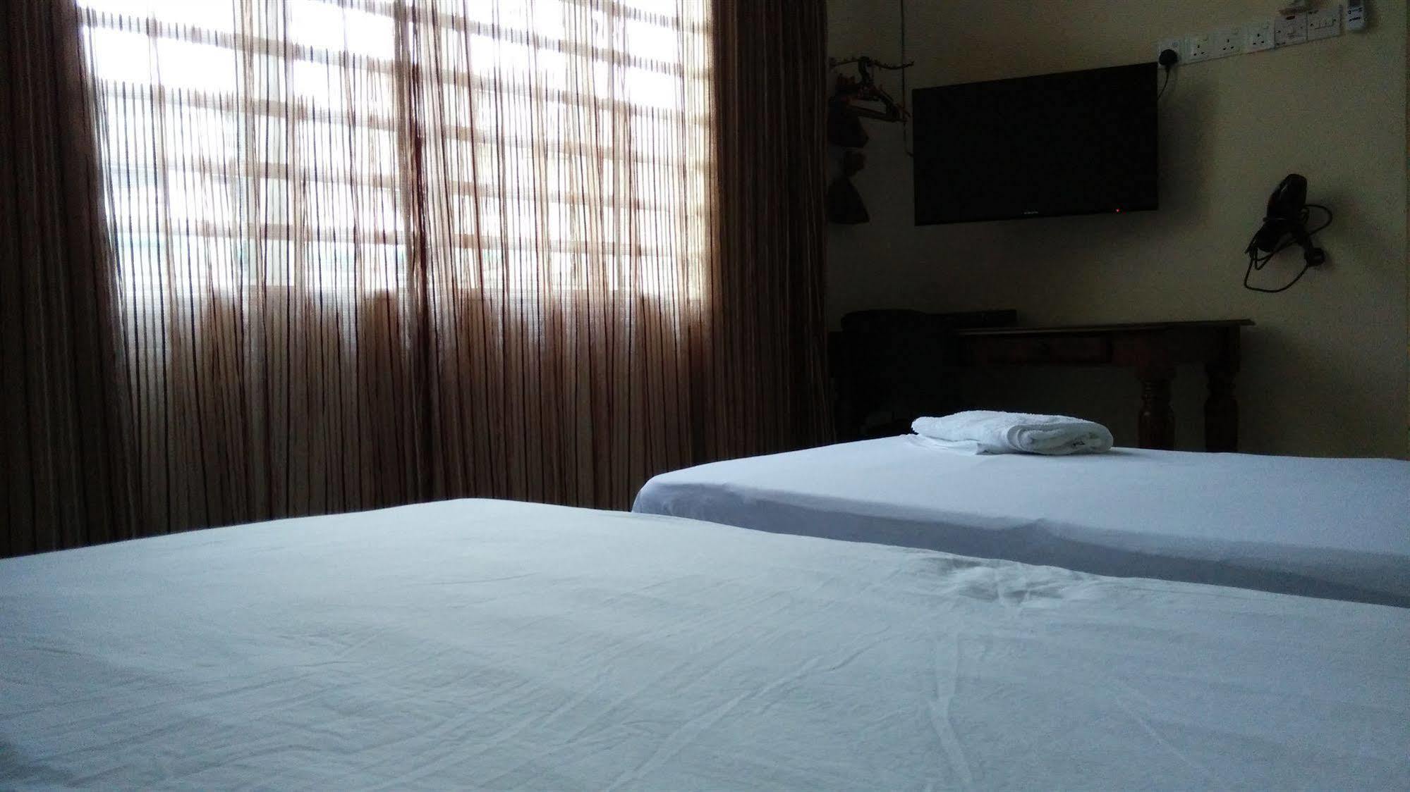 Bercham Vacation House Ипох Экстерьер фото