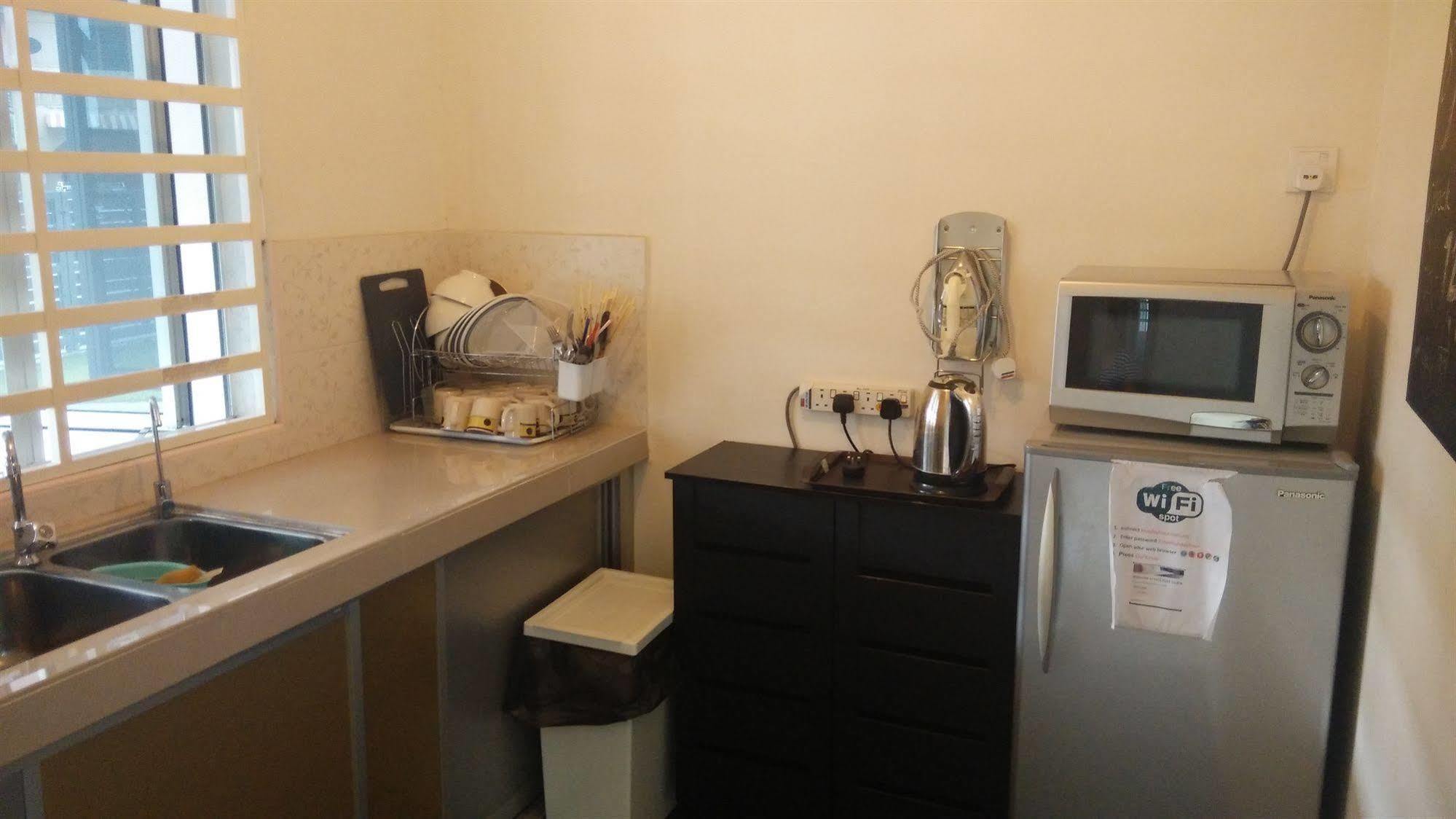 Bercham Vacation House Ипох Экстерьер фото